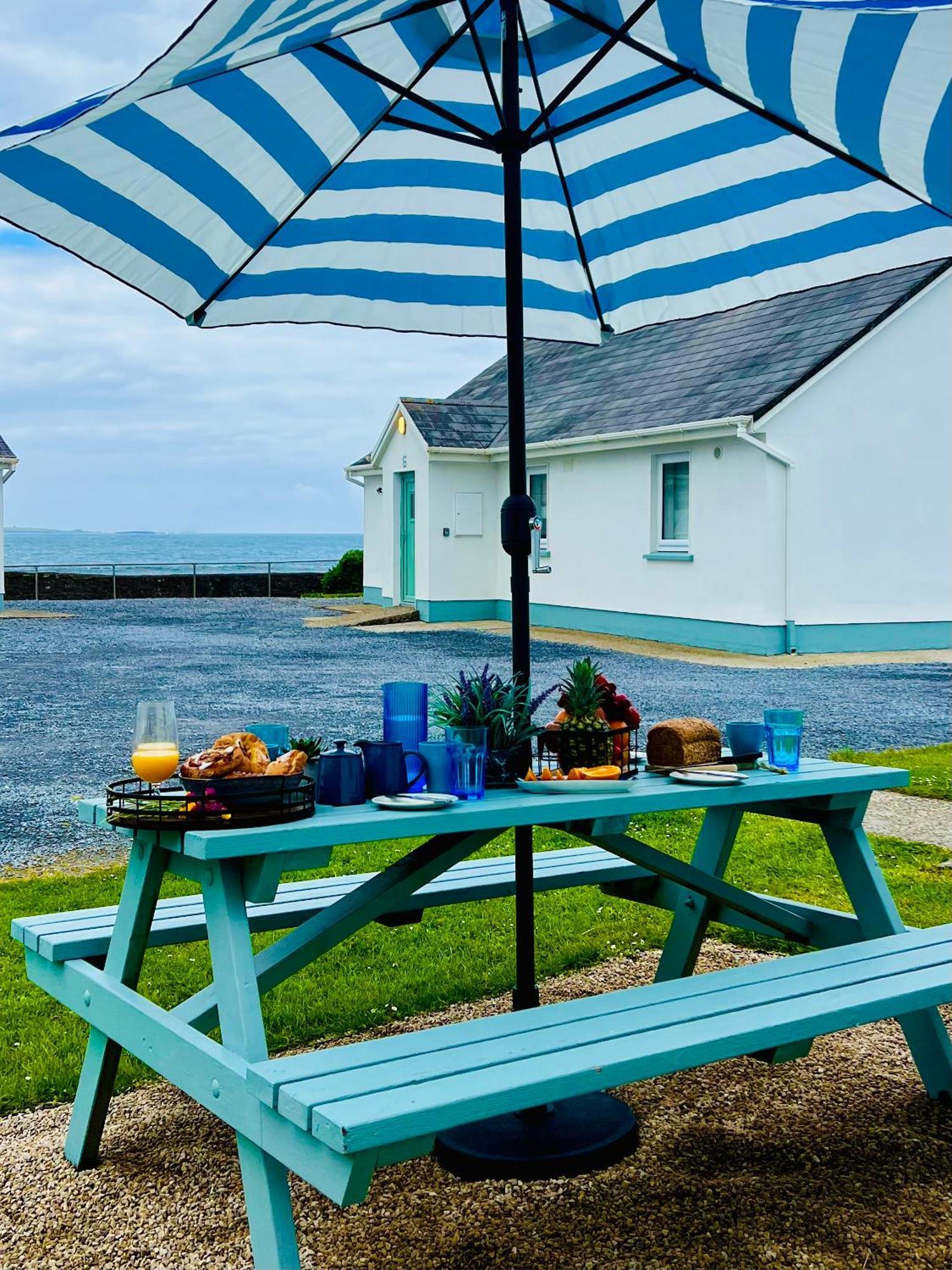 Armada Cottages Spanish Point Exterior foto
